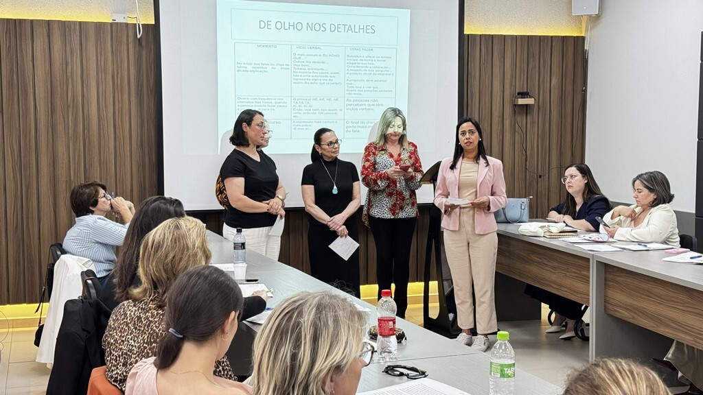 Empreendedoras aperfeiçoam comunicação em workshop de oratória