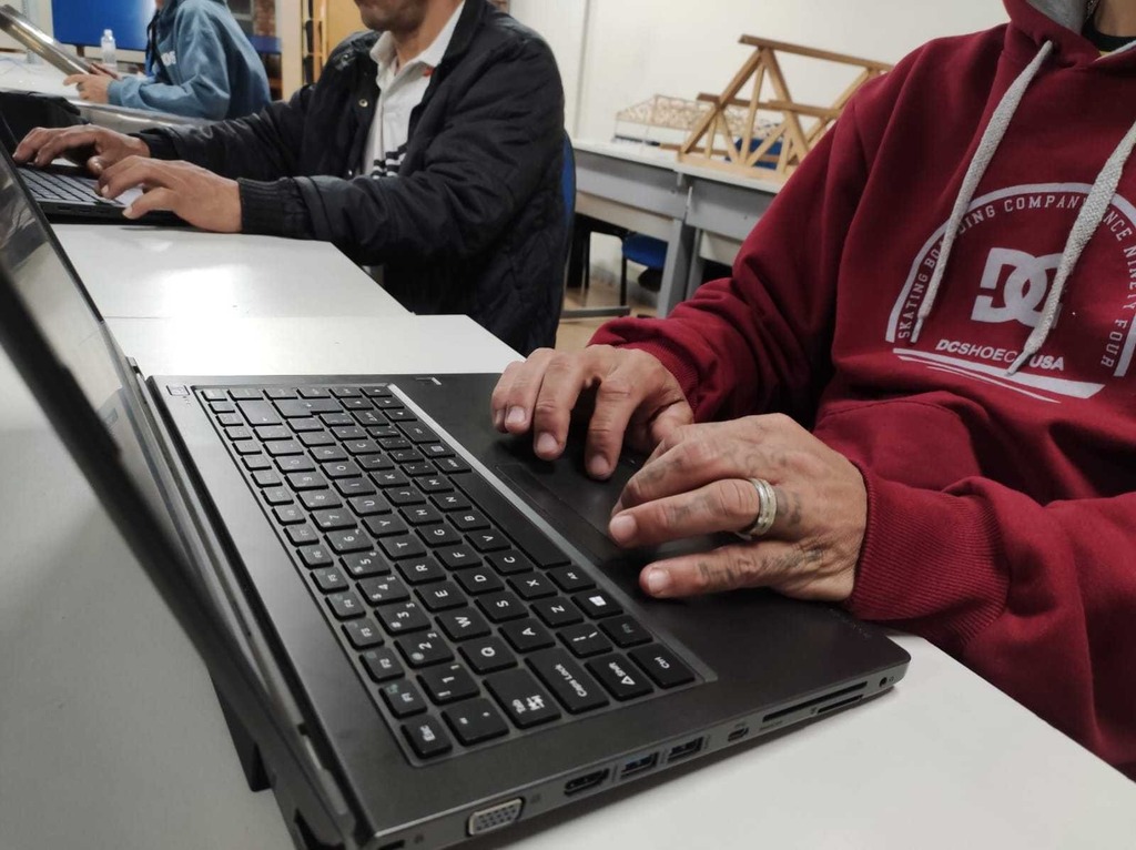 Justiça apoia projeto que oferece curso profissionalizante para presos na Serra